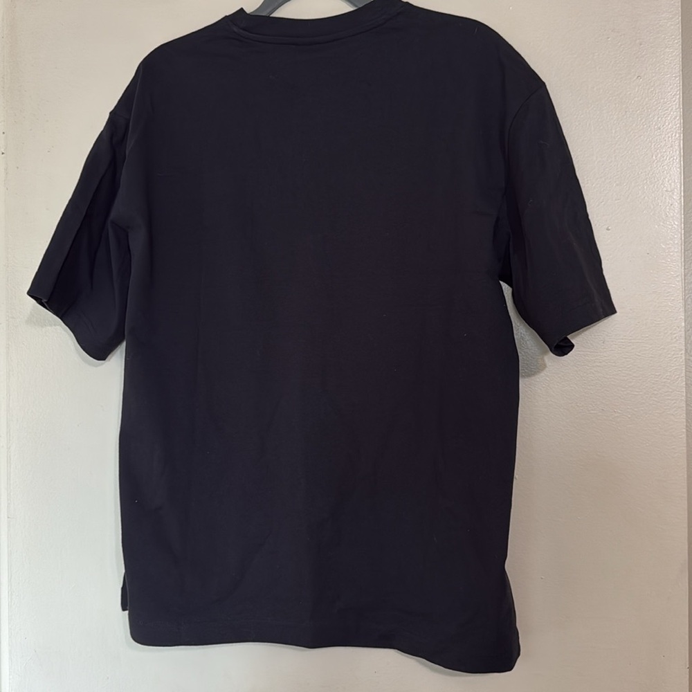 H&M tee - Picture 3 of 3
